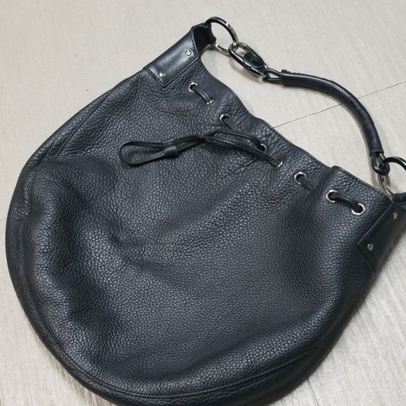 Gucci Handbags - Gucci bag